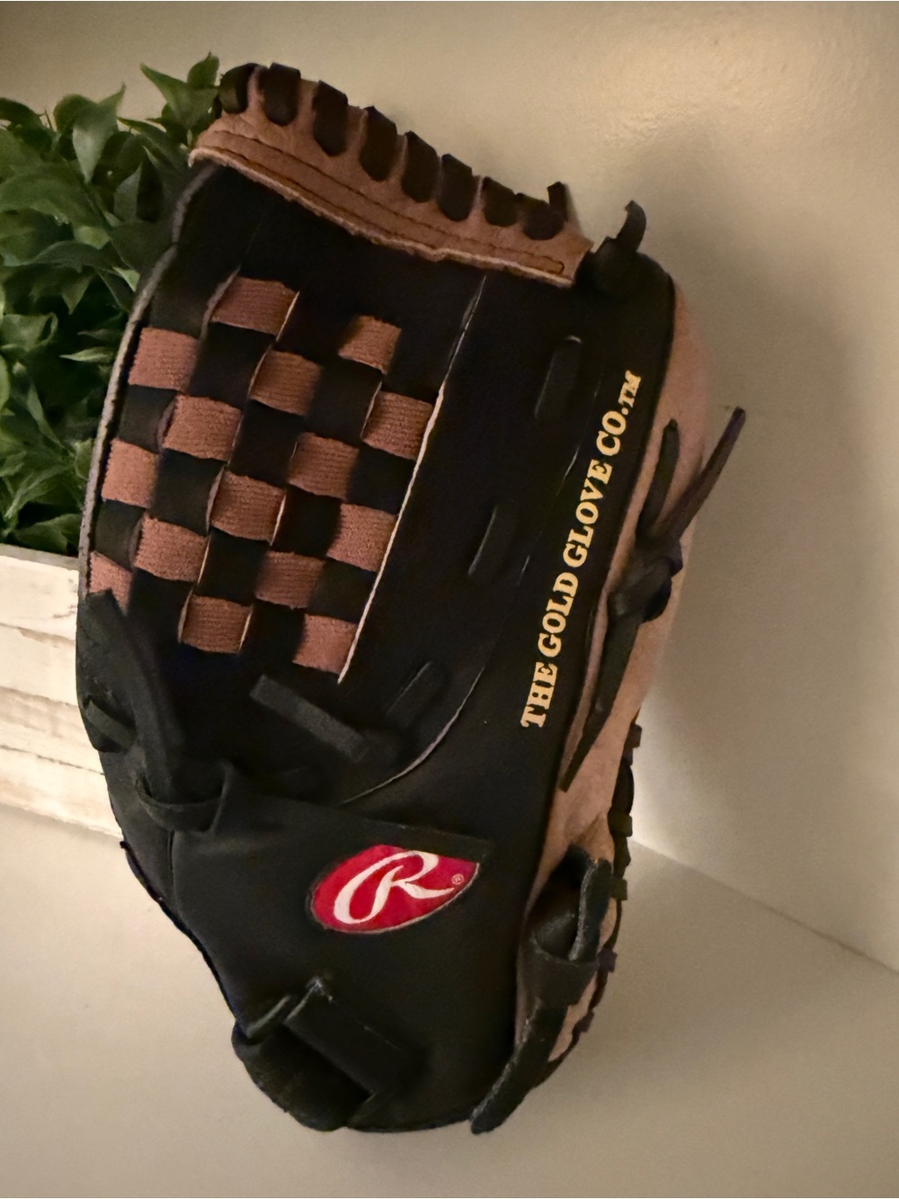 Rawlings Playmaker PM120T 12” RHT Baseball Glove Leather Palm